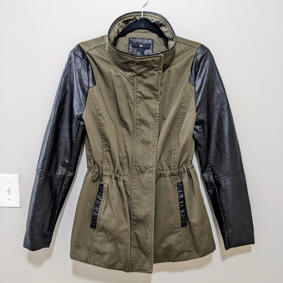 Utility Jacket - Picture 1 of 6